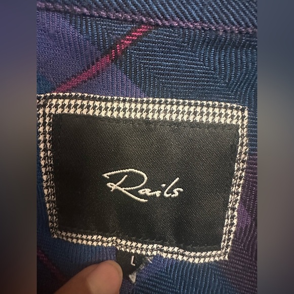 Rails Women's Blue Plaid Long Sleeve Blouse, Button Front, Size L - Picture 4 of 7